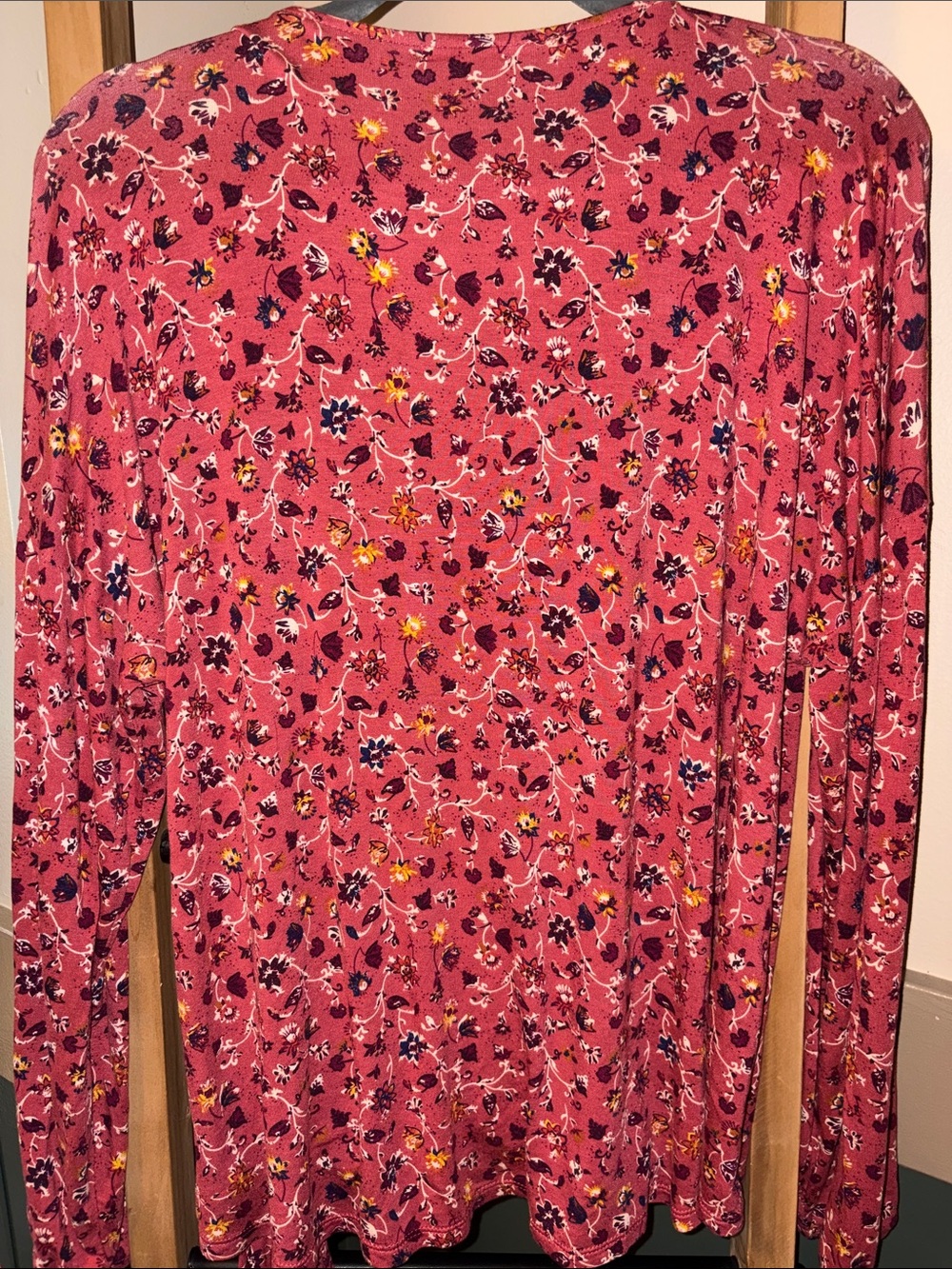 Maurice’s Floral Wrap Rose Pink Blouse - Picture 3 of 3